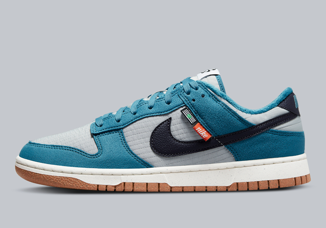 Now Available: Nike Dunk Low SE Toasty 